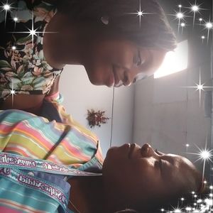 Meet your Posher, Tiaka